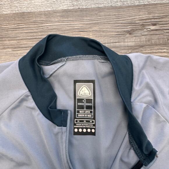 Nike ACG Gray Colorblock Men M Base Layer 1/4 Zip Performance Shirt Short Sleeve - Picture 3 of 8
